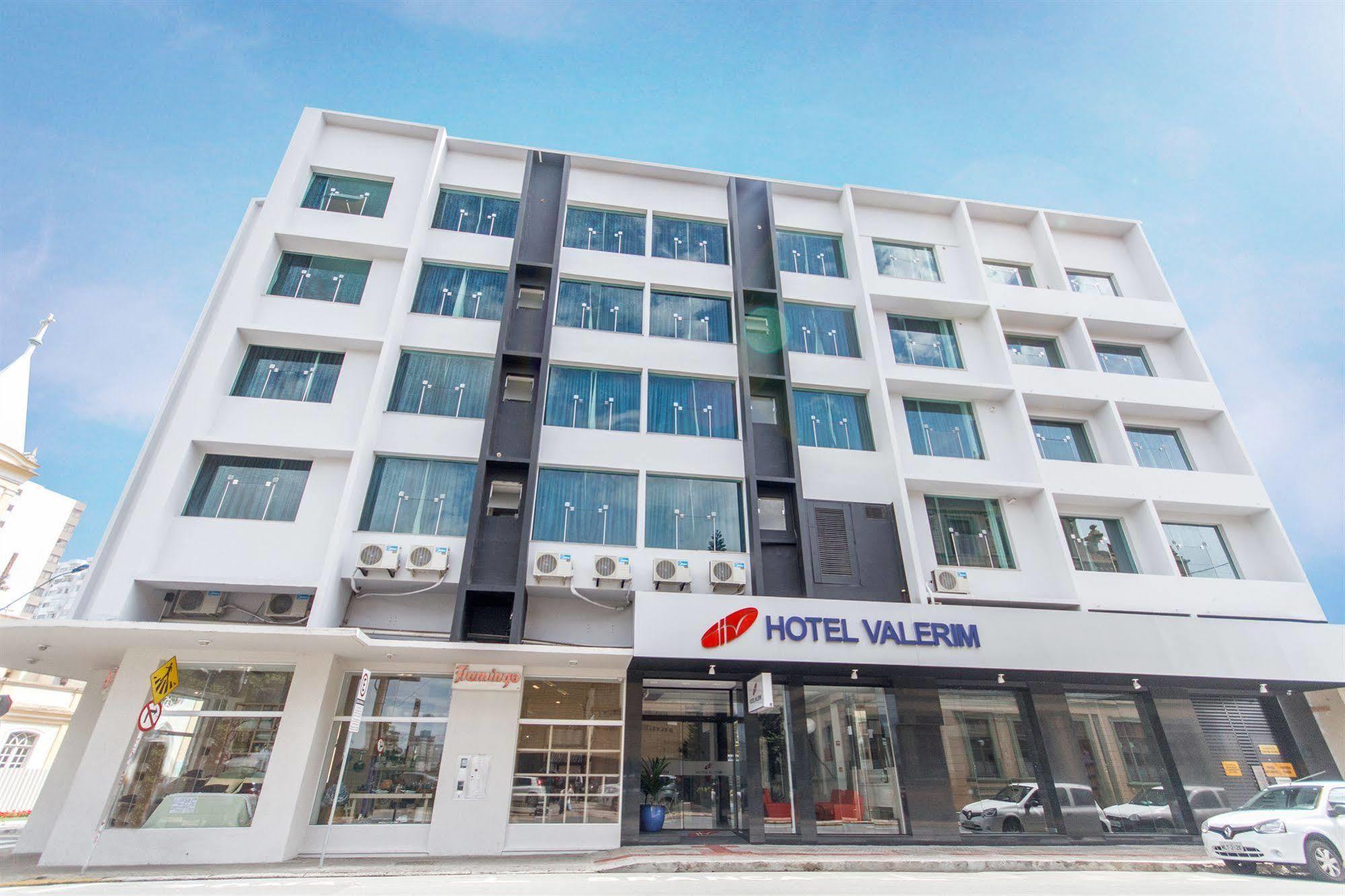 Hotel Valerim Itajai / Navegantes Екстериор снимка